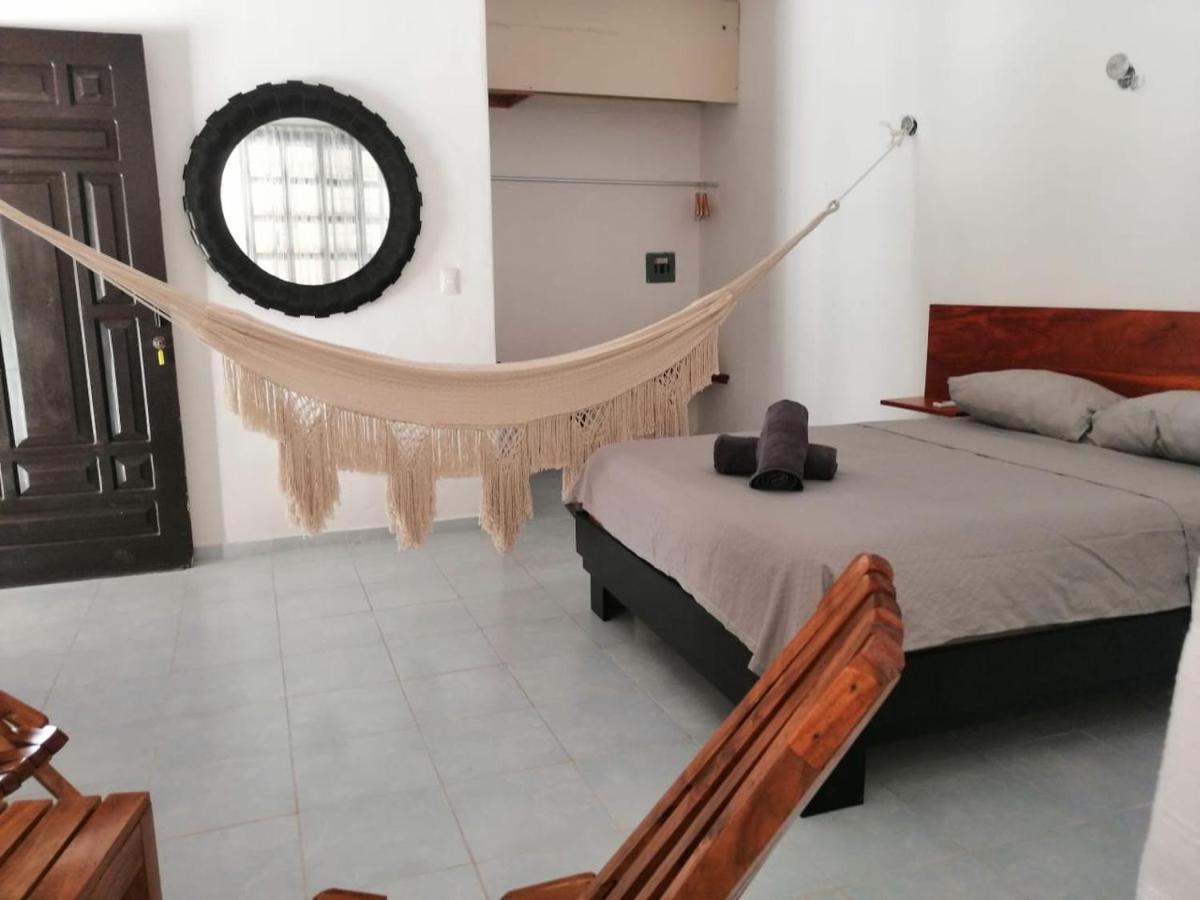 Habitación a unos metros de la Playa El Cuyo Exterior foto